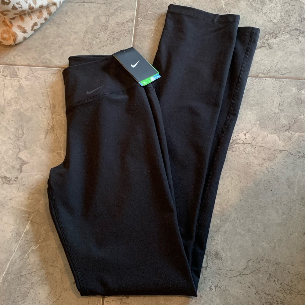 NWT Nike Dri-Fit Training leggings XS